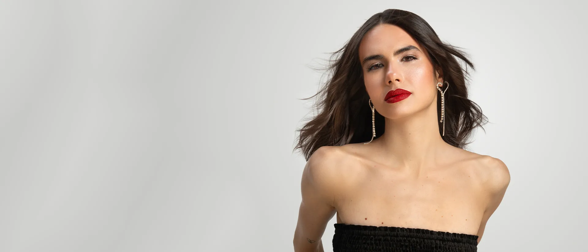 LOVE LOOKS GOOD ON YOU