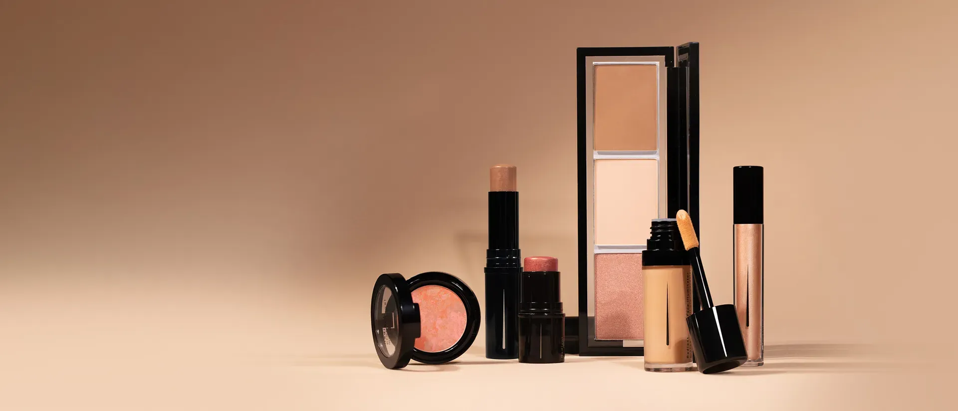 SUMMER GLOW ESSENTIALS
